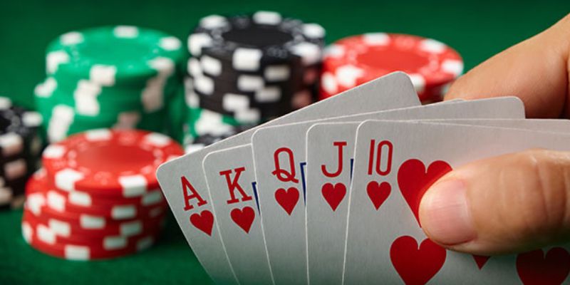 Chọn đúng sảnh để tham gia chơi cá cược Poker Jun88